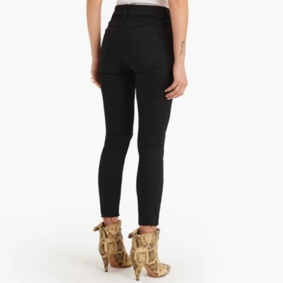 Mother Looker Ankle Fray Jeans Size 26 Guilty As Sin Distressed Black Denim - Picture 2 of 12